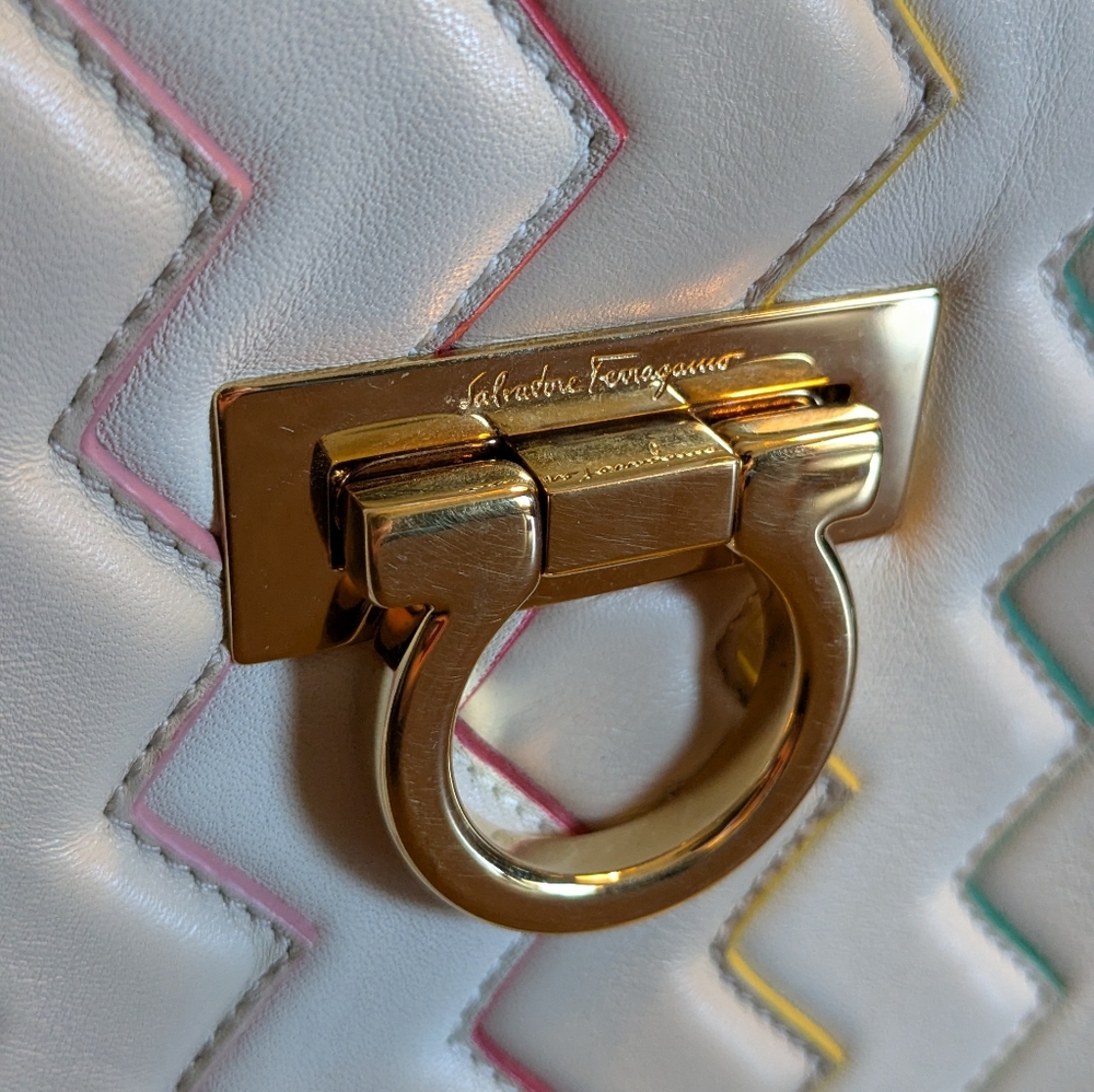 Salvatore Ferragamo Zigzag Top Handle Bag - Picture 4 of 16